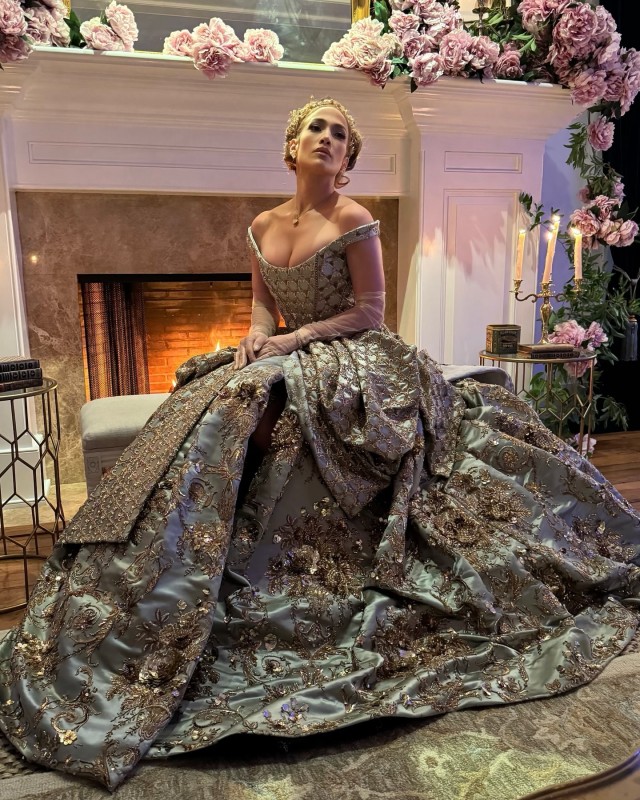 55 yaşını belə qeyd etdi - FOTOLAR