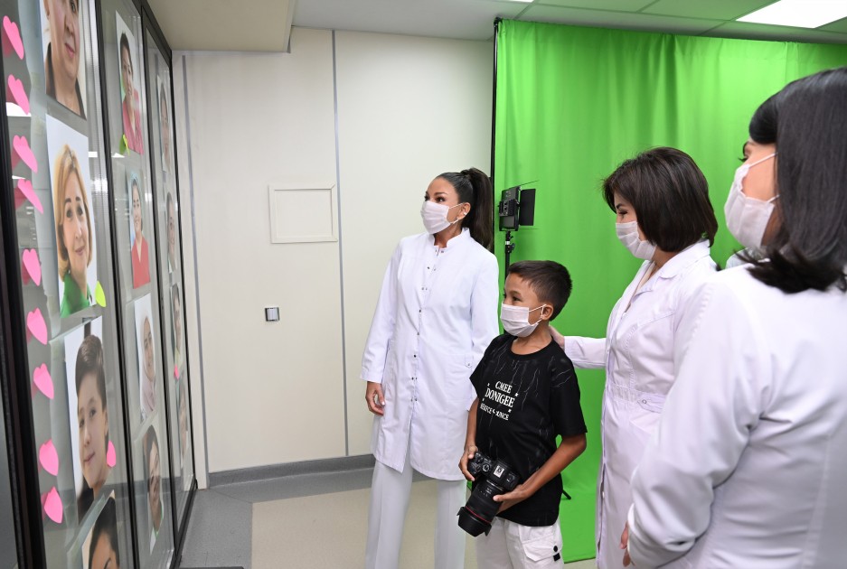 Birinci xanımlar "Mexrli” məktəbi ilə tanış oldular - YENİLƏNİB (FOTOLAR)