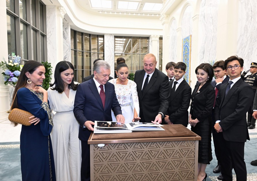 İlham Əliyevin və Mehriban Əliyevanın şərəfinə dövlət ziyafəti verildi - FOTOLAR