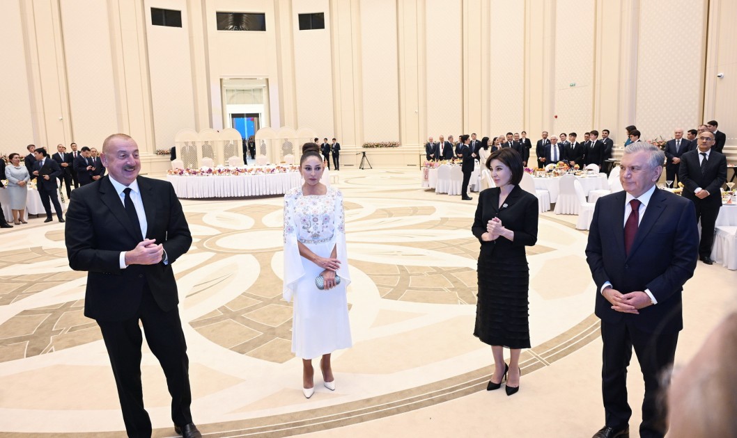 İlham Əliyevin və Mehriban Əliyevanın şərəfinə dövlət ziyafəti verildi - FOTOLAR