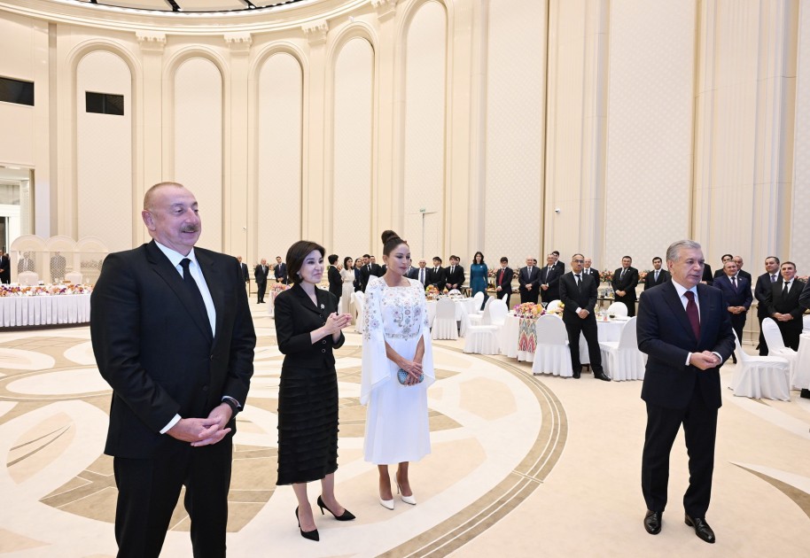 İlham Əliyevin və Mehriban Əliyevanın şərəfinə dövlət ziyafəti verildi - FOTOLAR