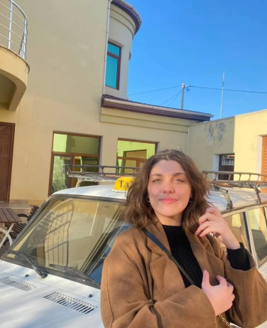 Qardaşı tərəfindən öldürülən Şəbnəmin FOTOLARI