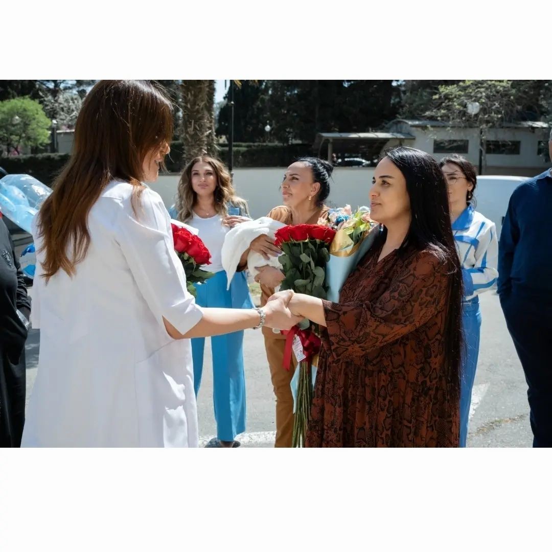 Sədaqət Ulduz ana oldu - FOTO