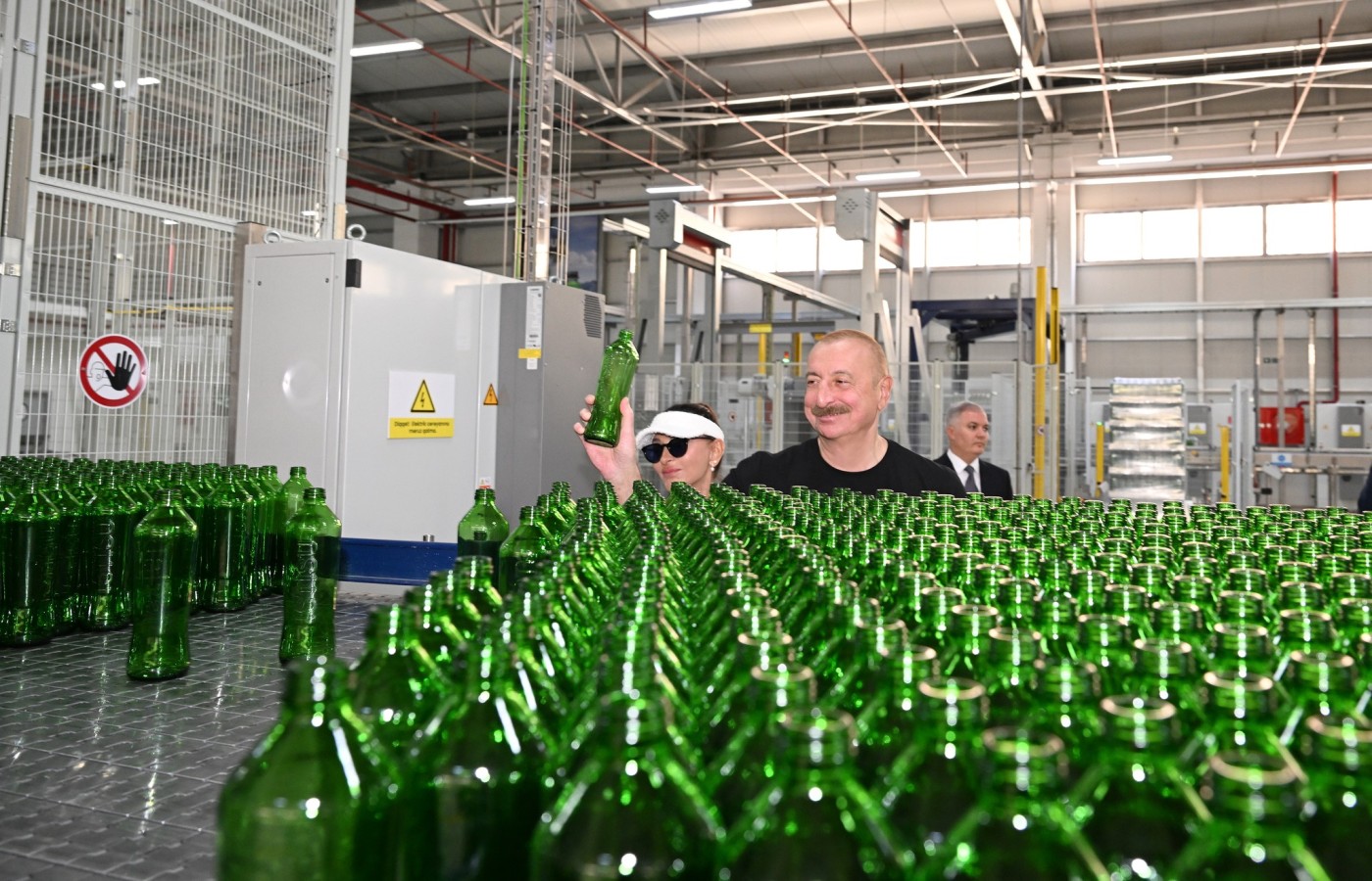 İlham Əliyev və Mehriban Əliyevanın mineral su zavodundan FOTOLARI