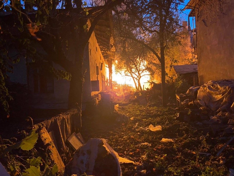 Raket hücumlarına məruz qalan Lvovdan FOTOLAR