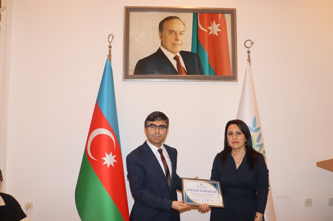YAP Xətai rayon təşkilatında partiyanın ildönümü münasibətilə dəyirmi masa keçirildi - FOTOLAR