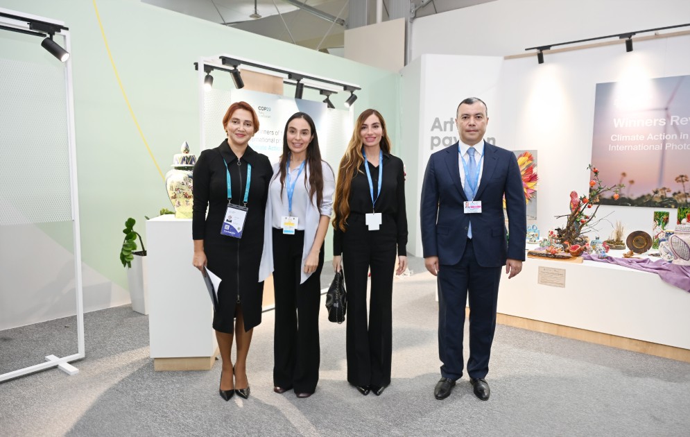 Leyla və Arzu Əliyeva inklüziv sərgi ilə tanış oldular - FOTOLAR