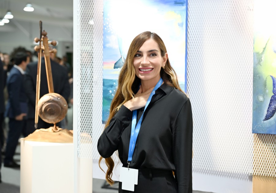 Leyla və Arzu Əliyeva inklüziv sərgi ilə tanış oldular - FOTOLAR