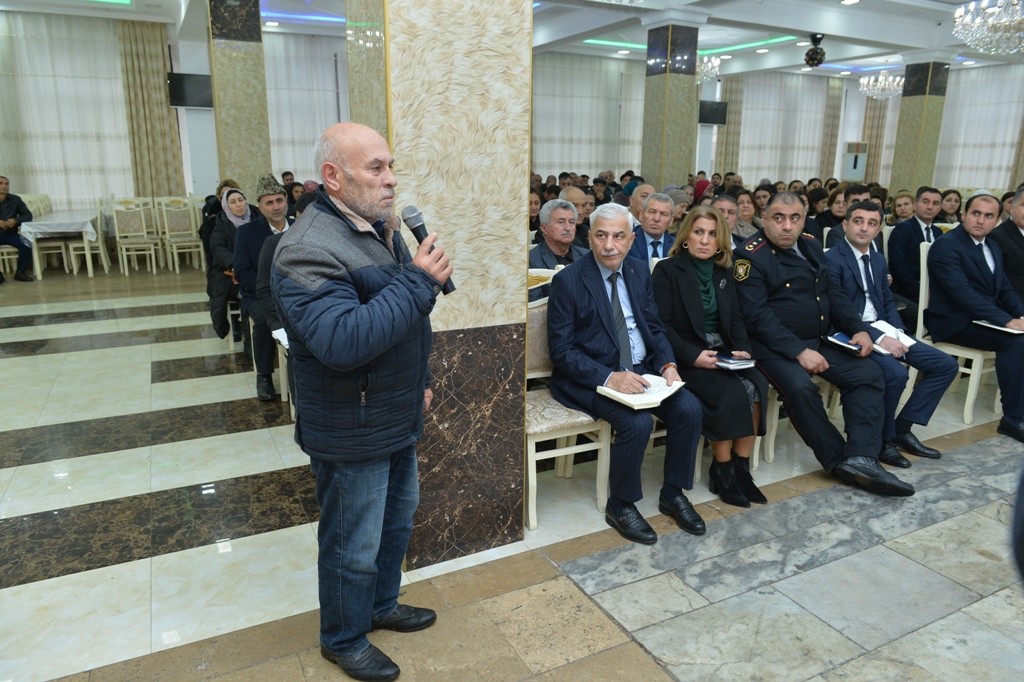 Taleh Qaraşov Hirkanda səyyar qəbul keçirdi - FOTOLAR