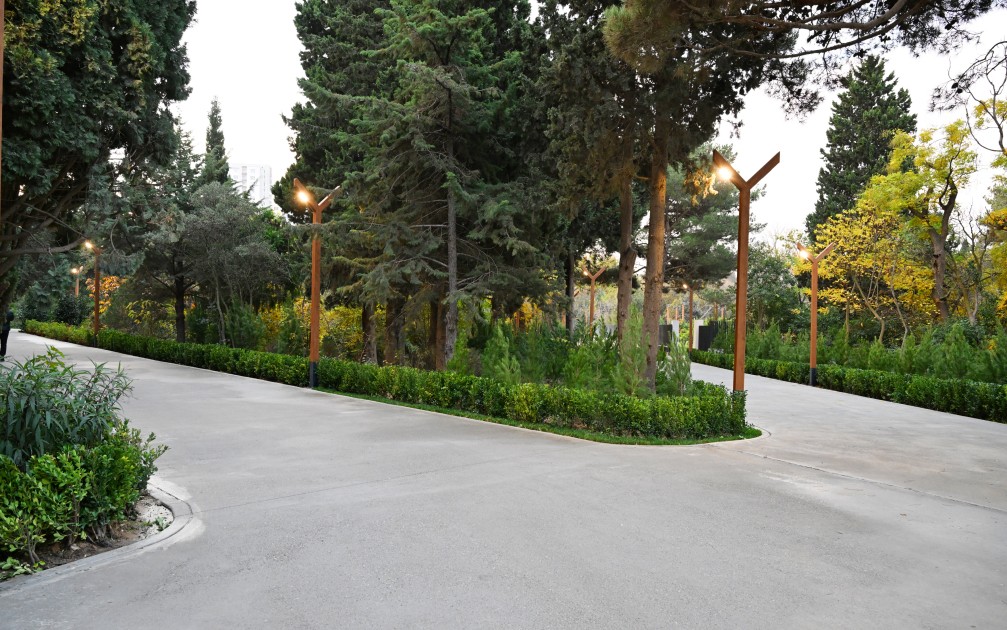 Nəbatat Bağından FOTOLAR
