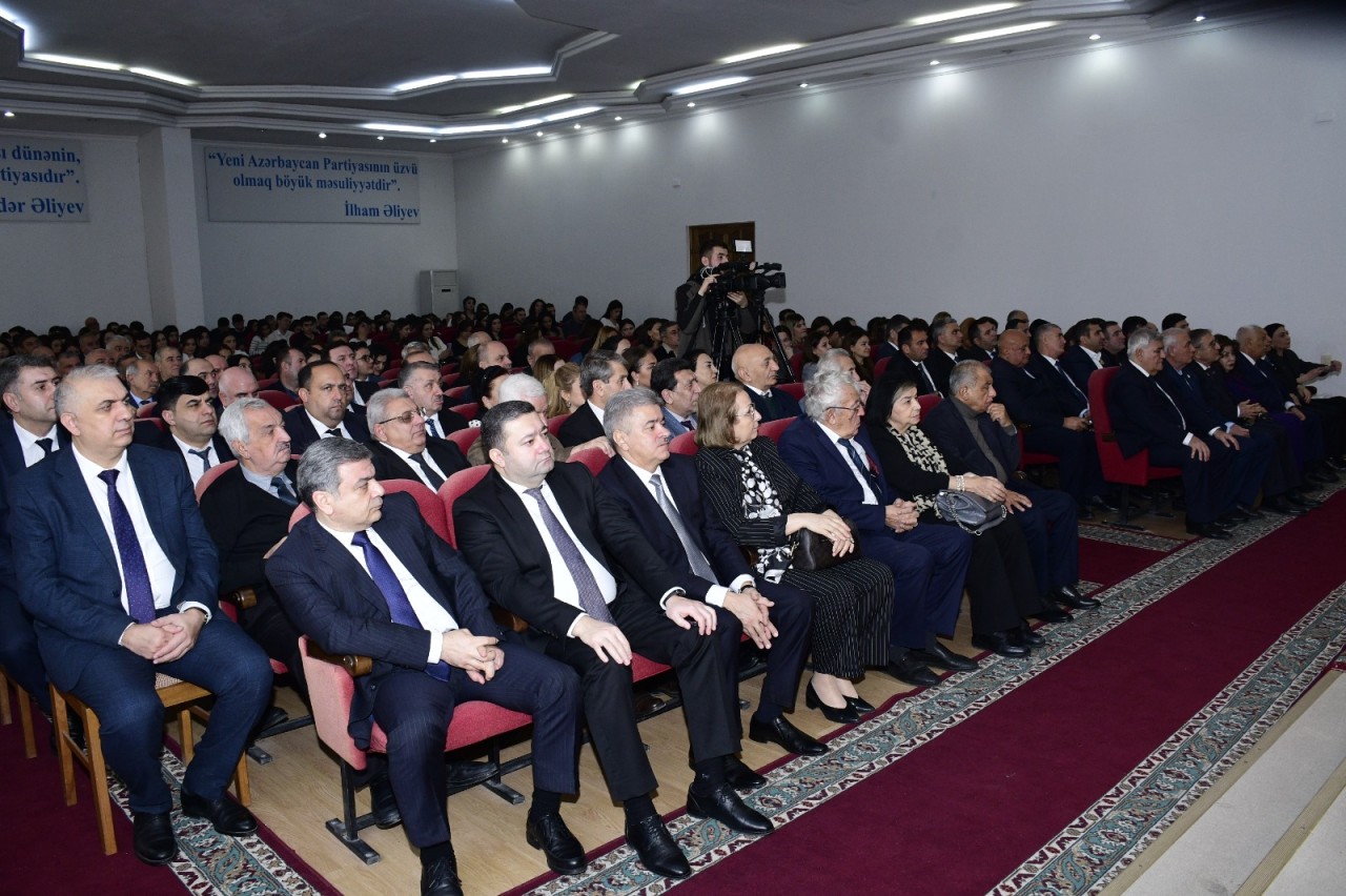 Xətaidə Heydər Əliyevin anım günü ilə əlaqədar tədbir keçirilib - FOTOLAR