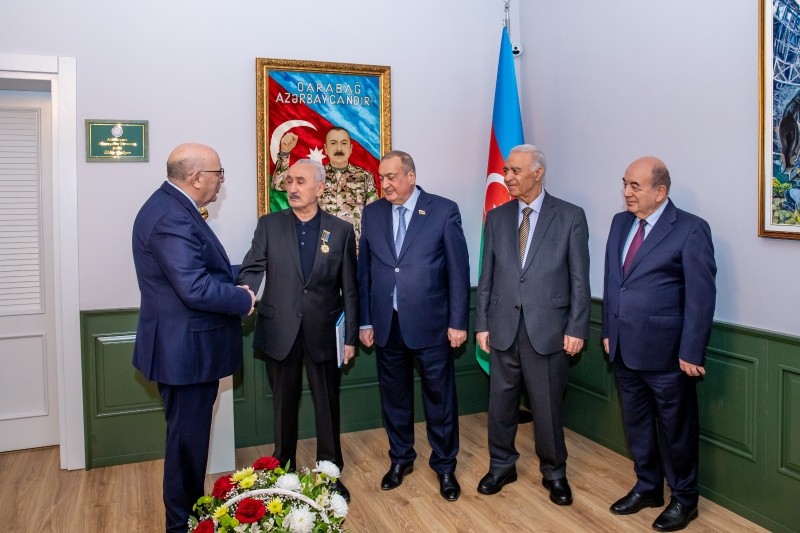 Ağsaqqallar Şurası Eynəddin Məmmədovu təltif etdi - FOTOLAR
