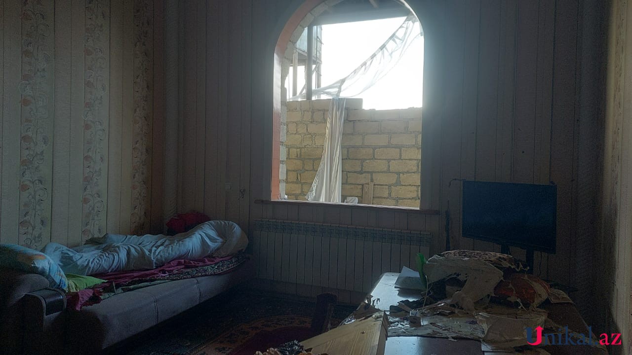 Şəmkirdə evdə partlayış: Xəsarət alanlar var (FOTOLAR)