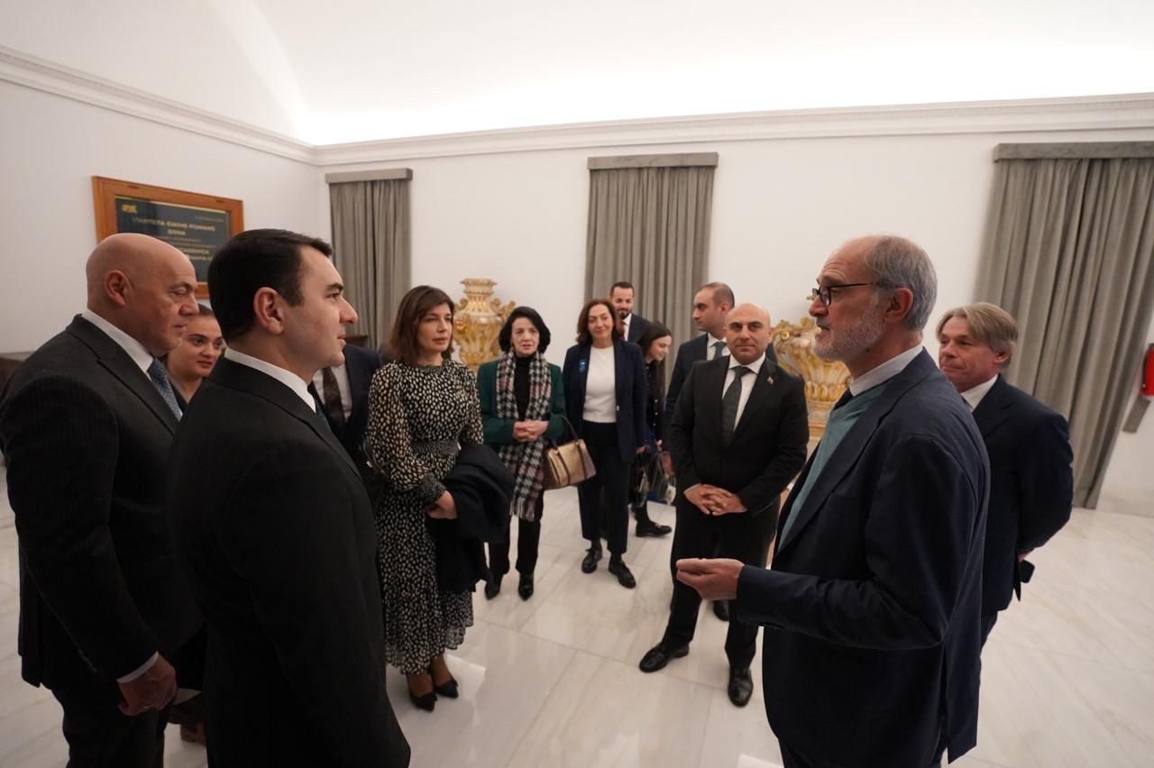 Nazir Santa Çeçiliya Konservatoriyasının rektoru ilə görüşdü - FOTOLAR