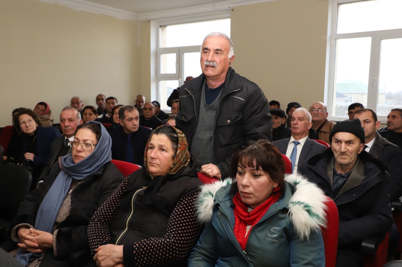 Neftçalanın icra başçısı səyyar görüş keçirib - FOTOLAR