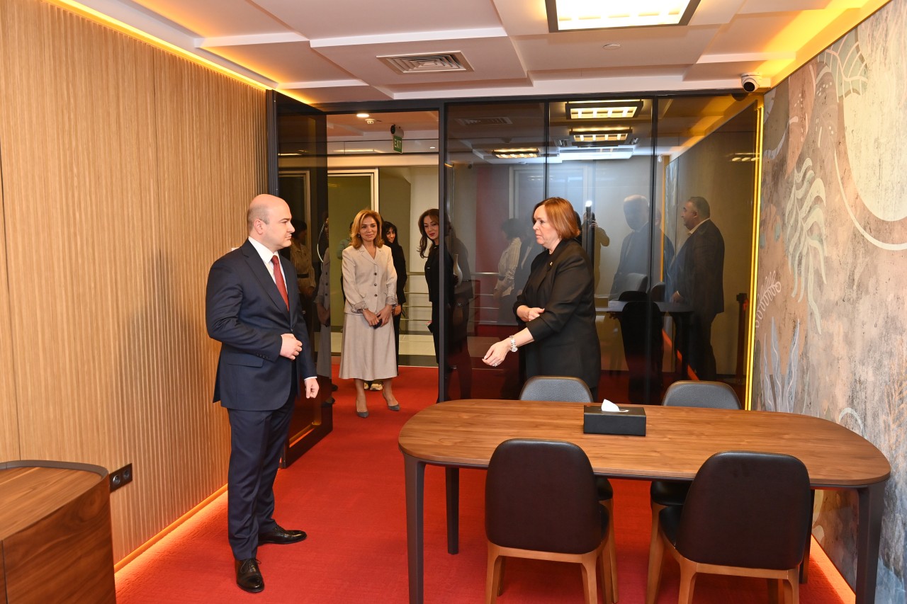 "Xalq Bank" yenilənmiş Fərdi bankçılıq ofisini istifadəyə verdi - FOTOLAR