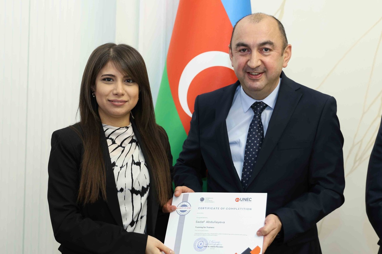UNEC-in ETSN əməkdaşları üçün keçdiyi sertifikat təlimləri yekunlaşdı - FOTOLAR
