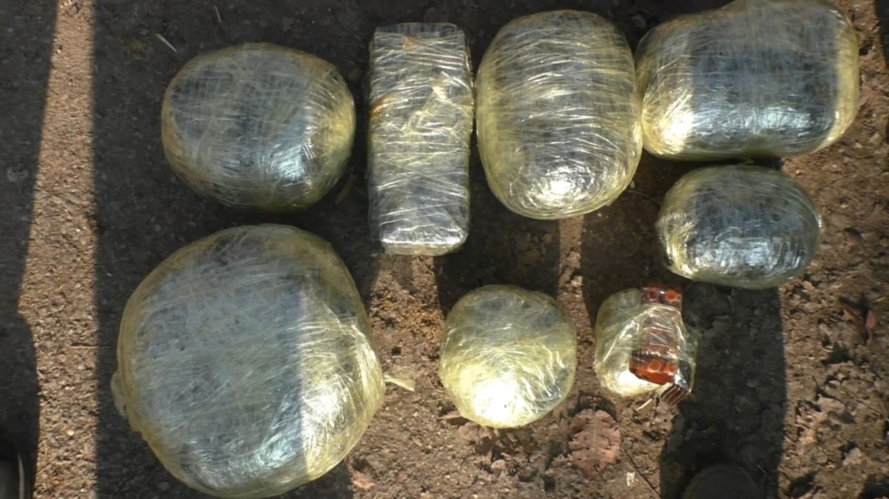 10 kq narkotiklə tutuldu - FOTO