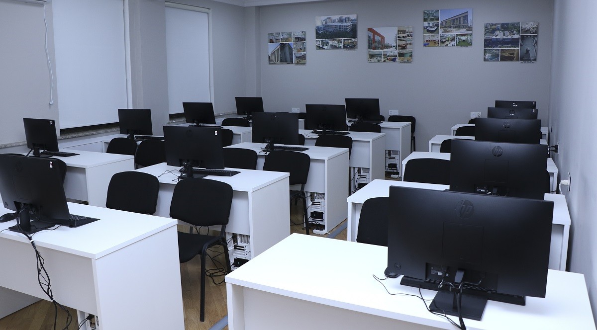 AzMİU-da 4 yeni laboratoriya istifadəyə verildi - FOTOLAR