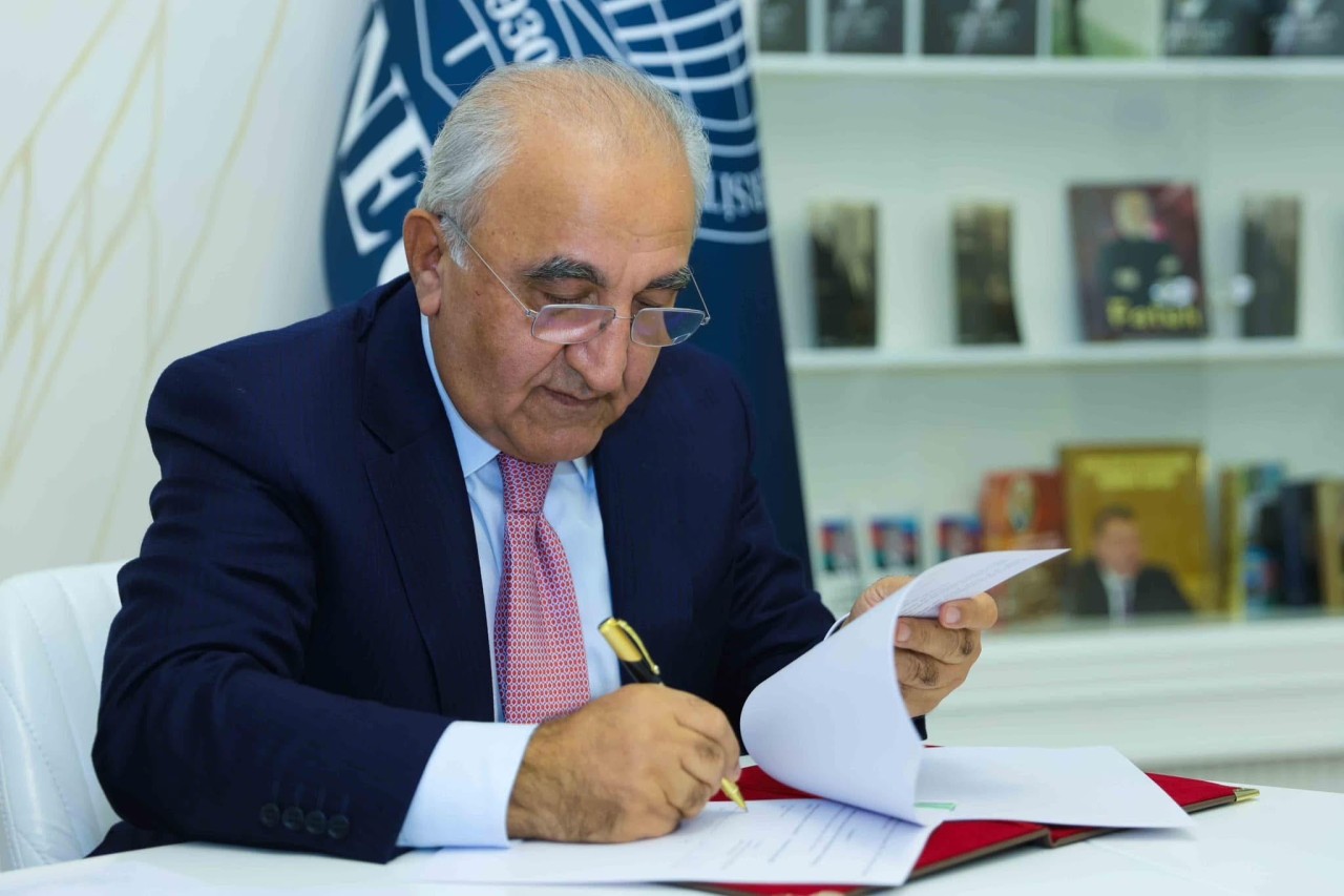 UNEC ilə De Montfort Universiteti arasında memorandum imzalanıb - FOTOLAR