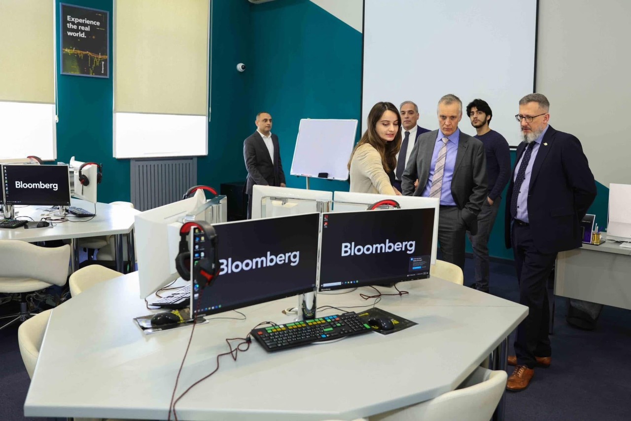 UNEC ilə De Montfort Universiteti arasında memorandum imzalanıb - FOTOLAR
