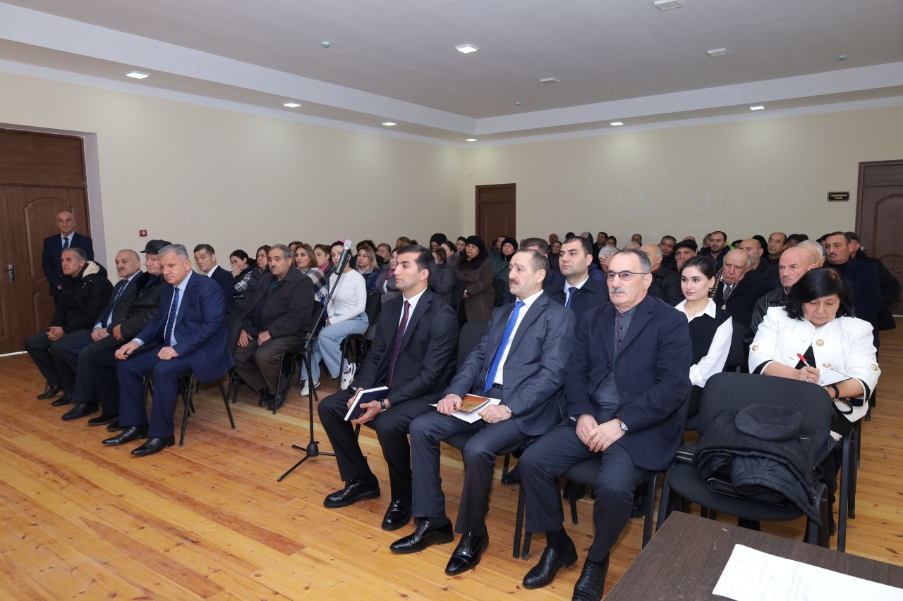 İcra başçısı Vaqif Həsənov növbəti səyyar qəbul keçirdi - FOTOLAR