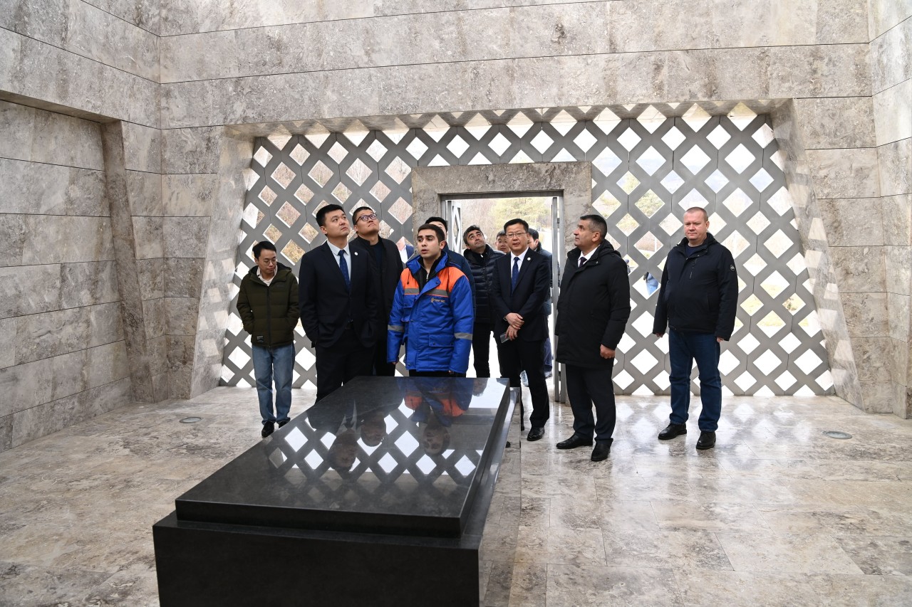 Çin nümayəndləri “Azərişıq” ASC-nin Qarabağda gördüyü işlərlə tanış olub - FOTOLAR