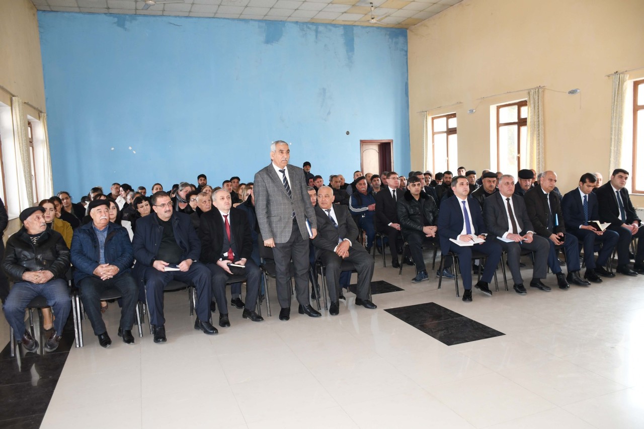 İcra başçısı Vaqif Həsənov növbəti səyyar qəbul keçirib - FOTOLAR