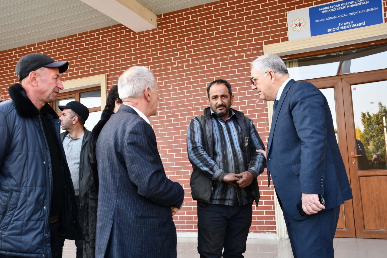 İcra başçısı Vaqif Həsənov növbəti səyyar qəbul keçirib - FOTOLAR