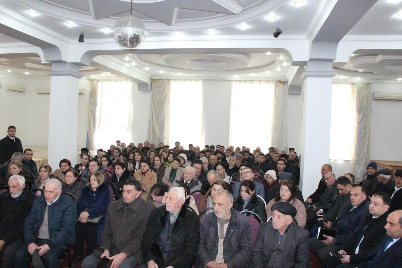 Goranboyun icra başçısı vətəndaşların qəbulunu keçirdi - FOTOLAR