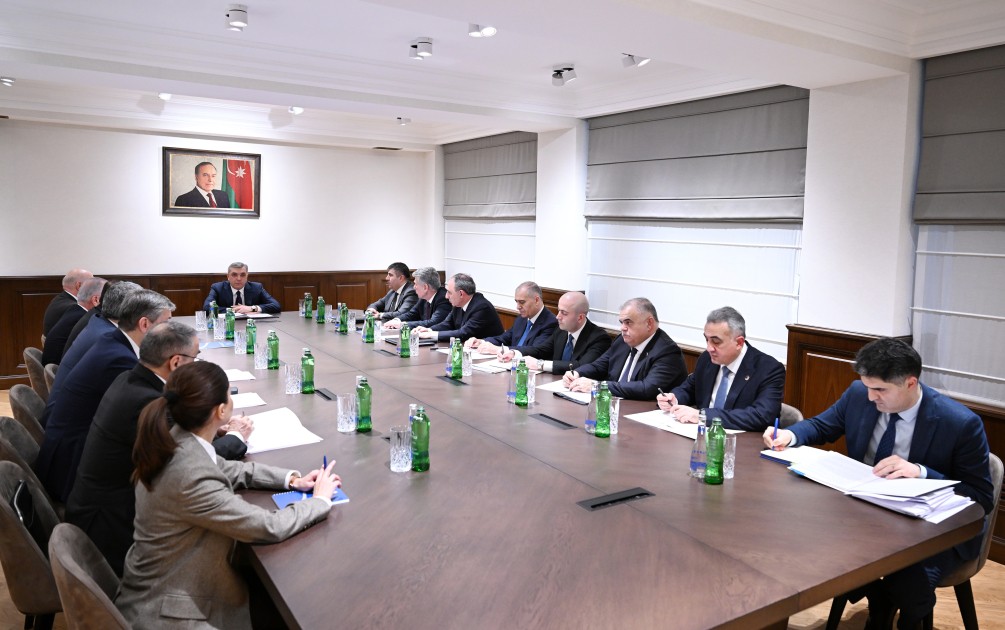 Samir Nuriyev korrupsiya ilə bağlı iclas keçirdi - FOTOLAR