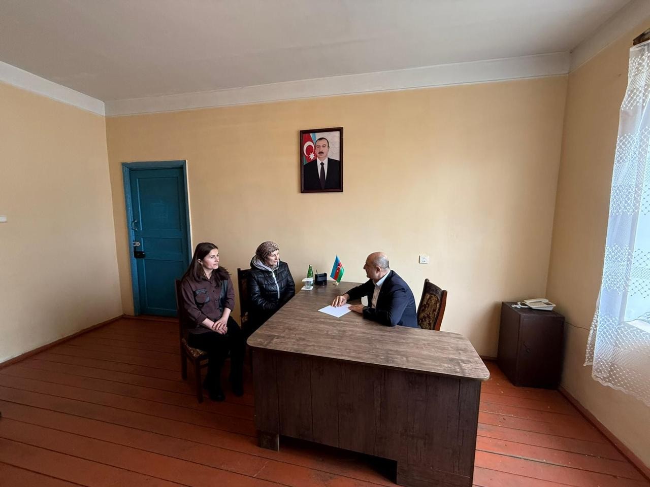 Asif Əsgərov şəhid ailələrini ziyarət etdi - FOTOLAR