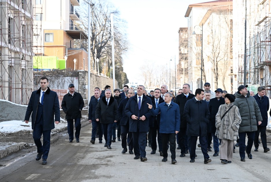 Samir Nuriyev hökumət üzvlərini bu dəfə Xankəndidə topladı - FOTOLAR