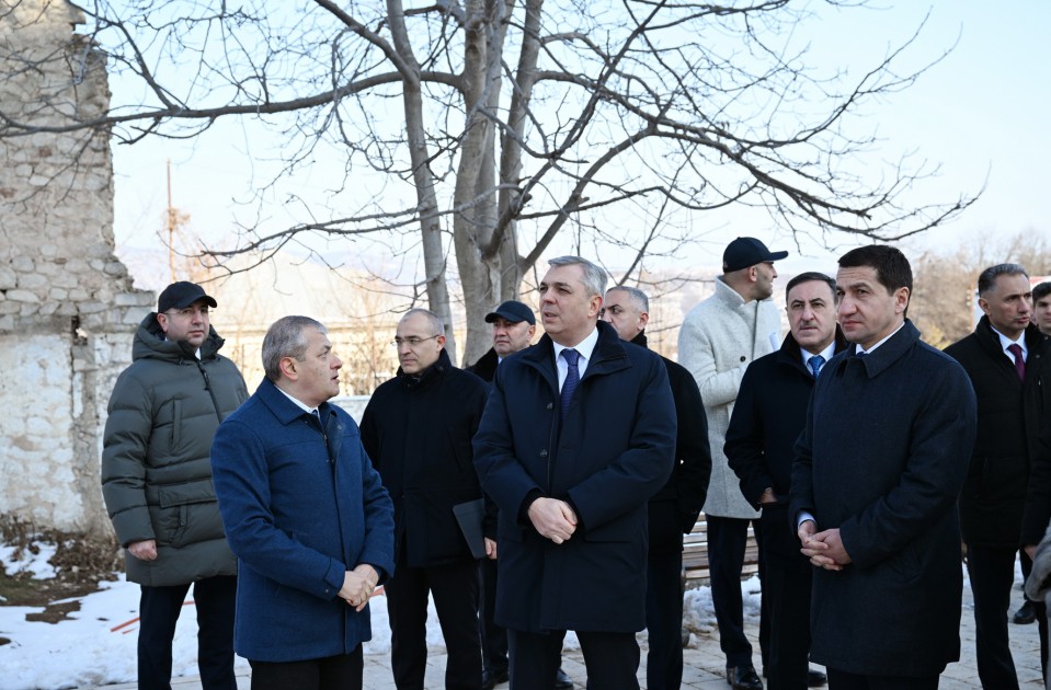 Samir Nuriyev hökumət üzvlərini bu dəfə Xankəndidə topladı - FOTOLAR