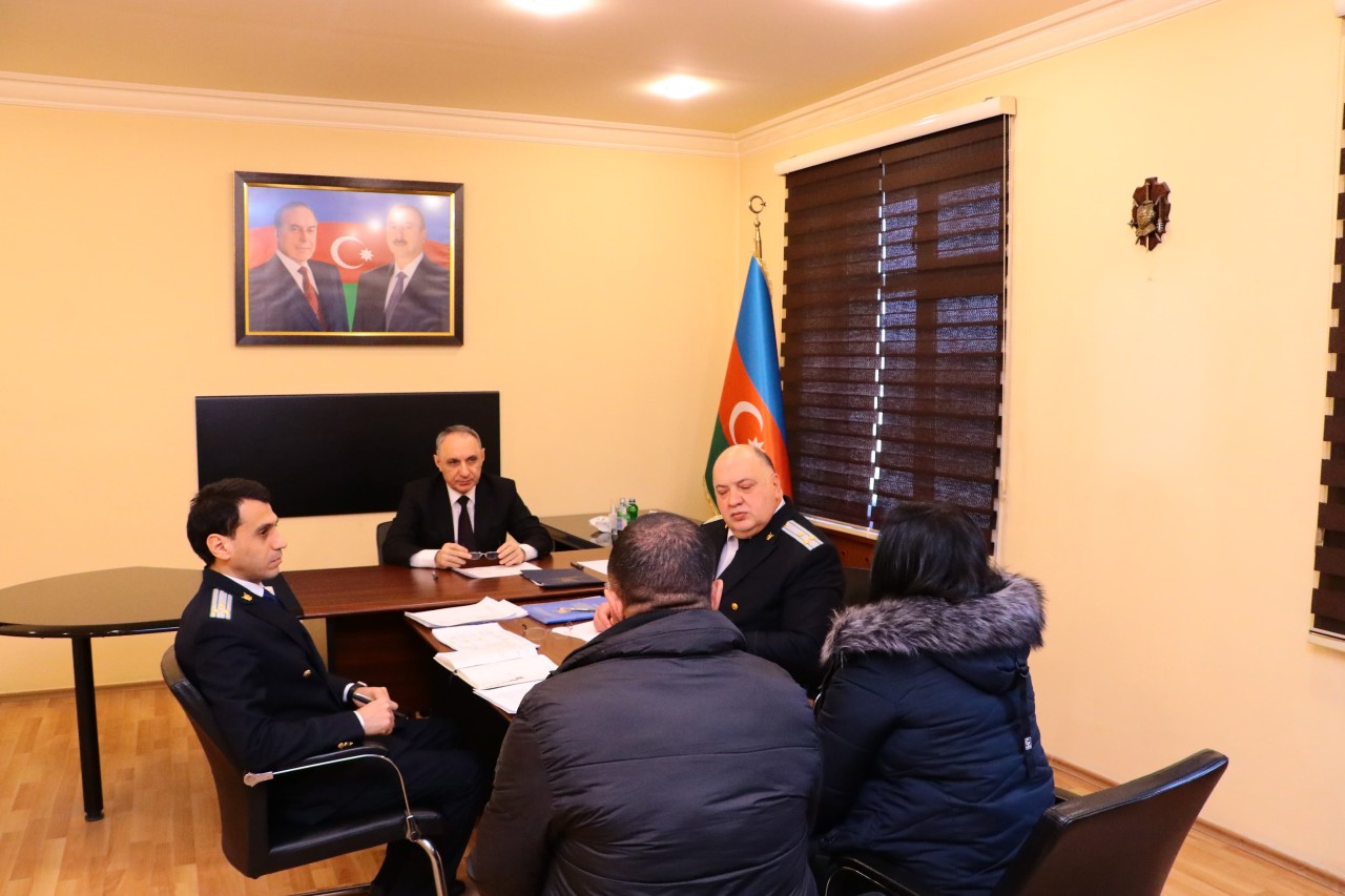 Baş prokuror Xəzər rayonunda vətəndaşları qəbul etdi - FOTOLAR