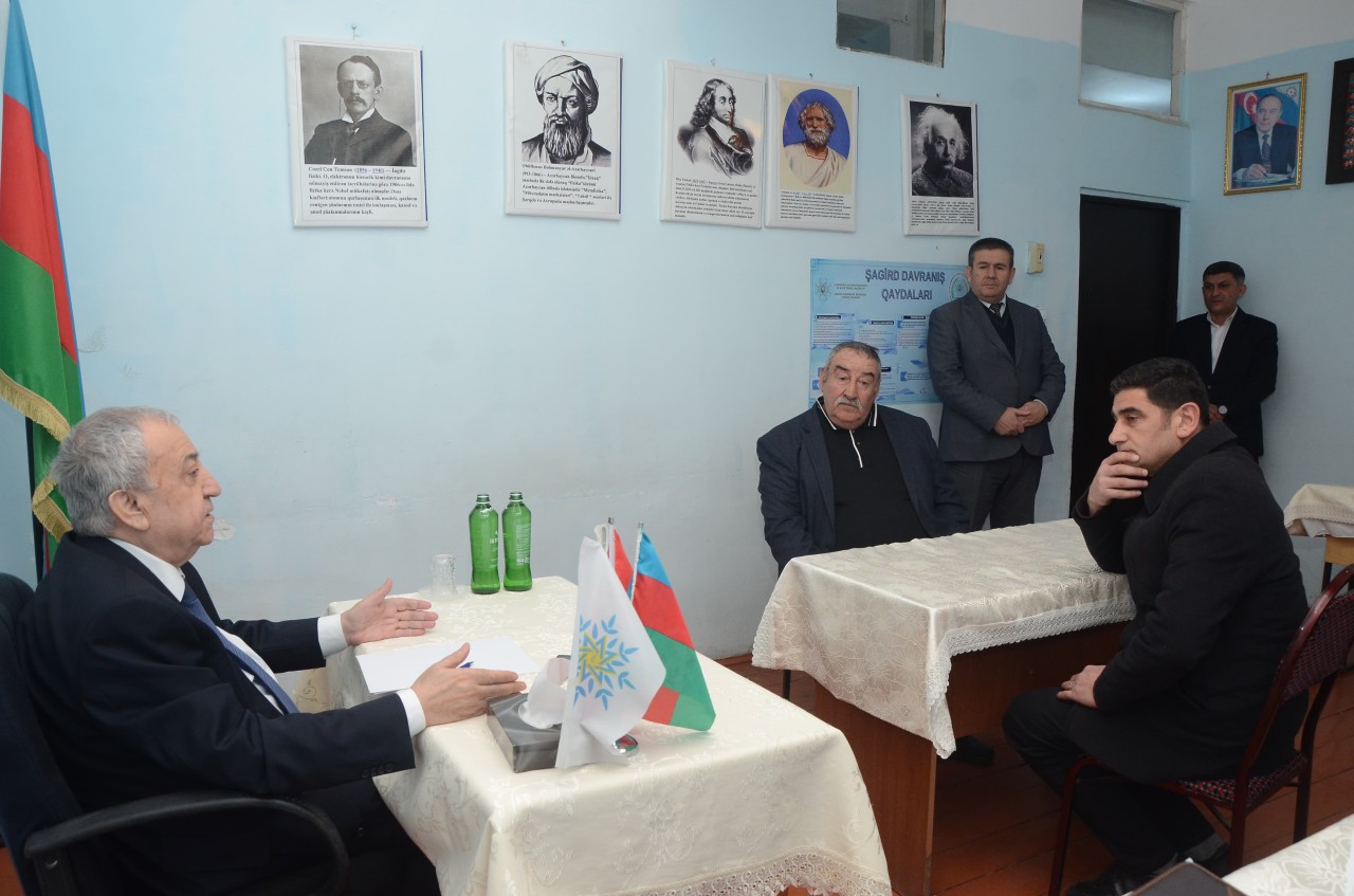 Malik İsaqov növbəti vətəndaş qəbulu keçirdi - FOTOLAR
