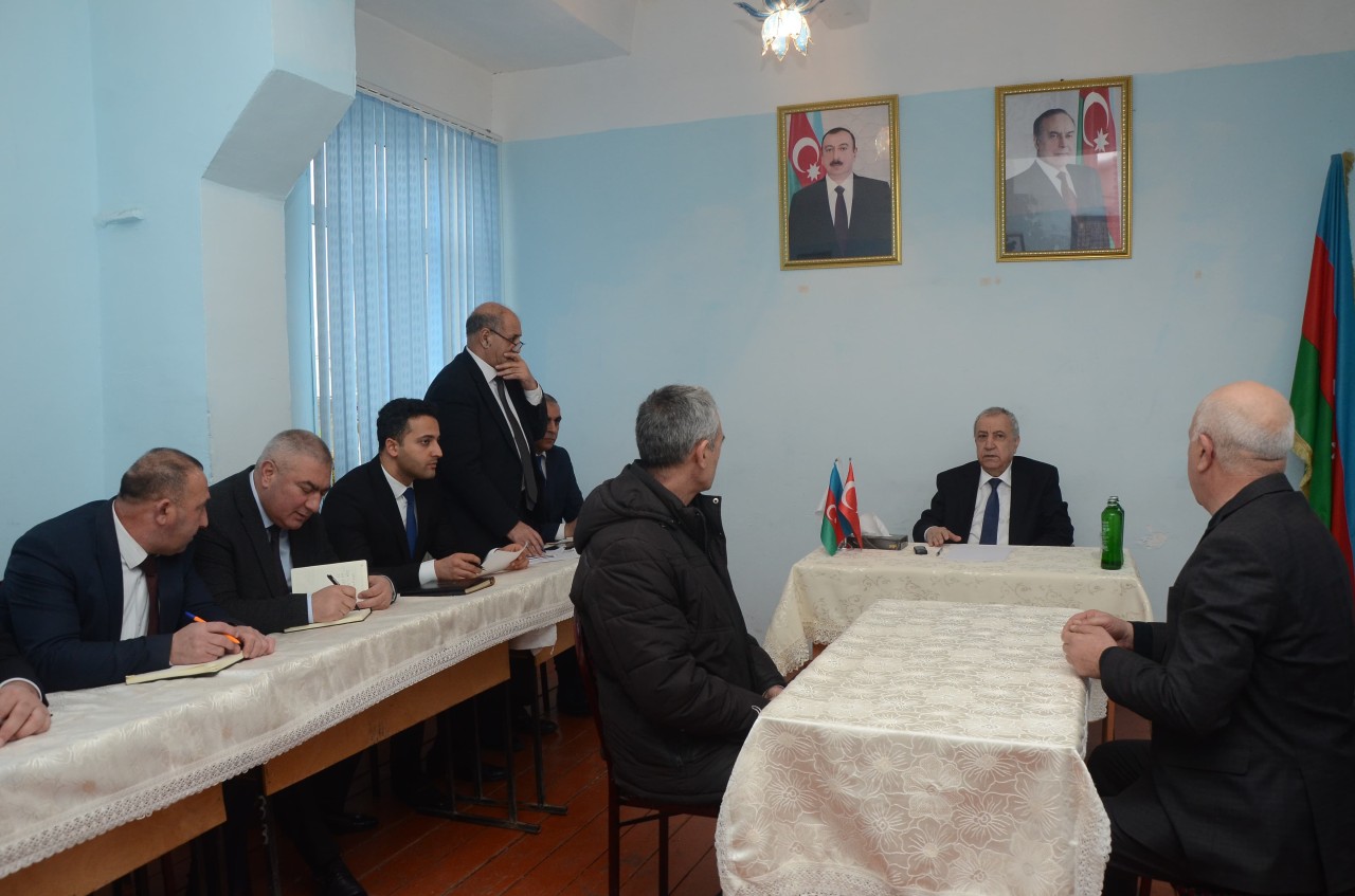 Malik İsaqov növbəti vətəndaş qəbulu keçirdi - FOTOLAR