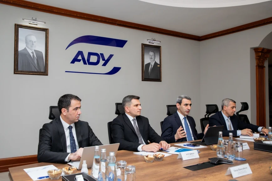 ADY ilə Asiya İnkişaf Bankı arasında yeni əməkdaşlıq imkanları müzakirə olundu - FOTOLAR