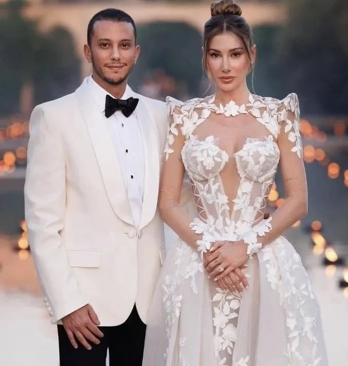 Afra onunla eşq yaşayır - FOTO