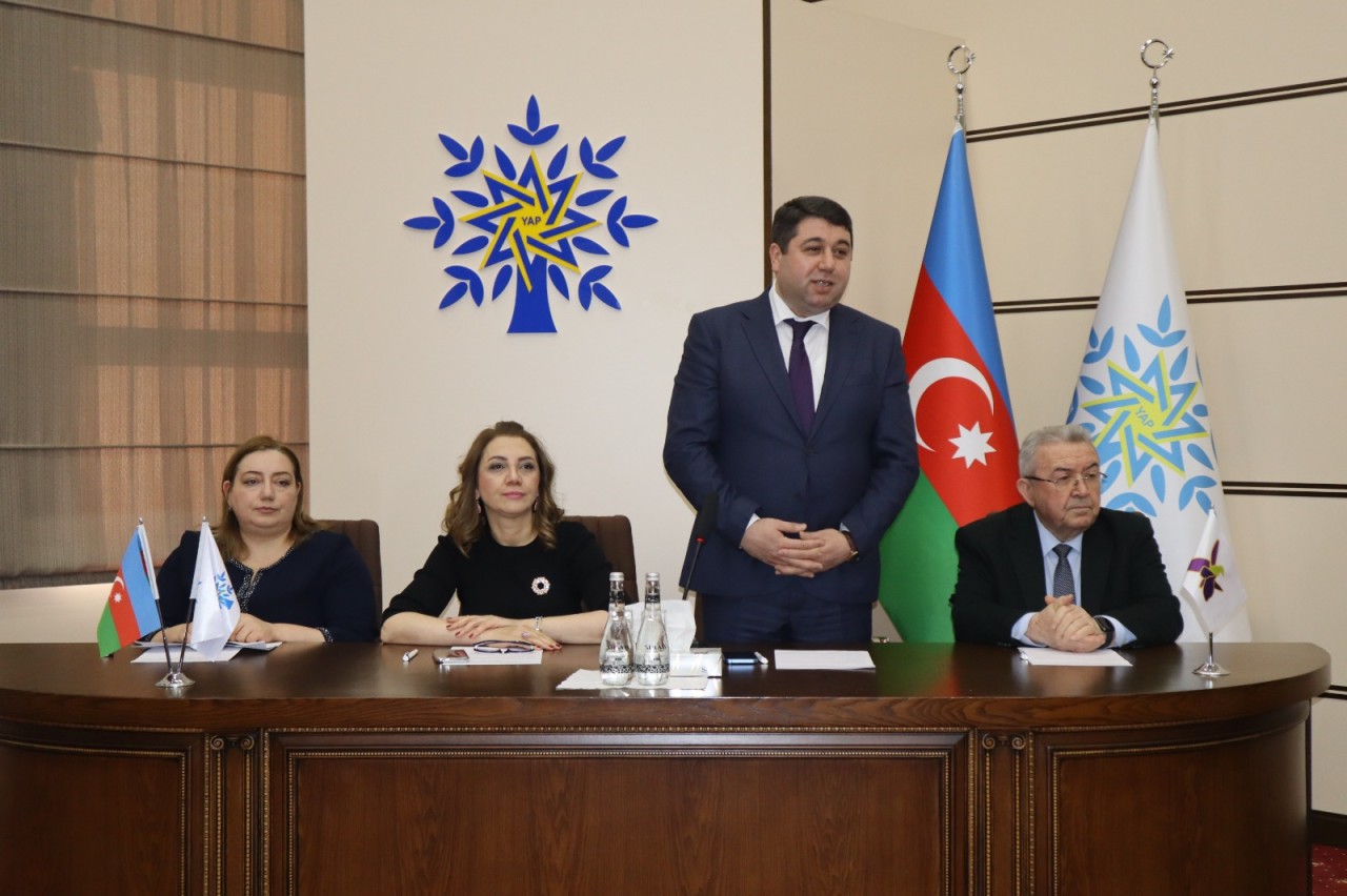 YAP Yasamal rayon təşkilatı xanımları təbrik etdi - FOTOLAR