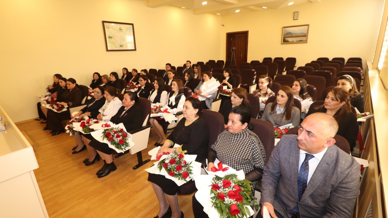 Qazaxda 8 Mart - Beynəlxalq Qadınlar Gününə həsr olunmuş tədbir keçirilib - FOTOLAR