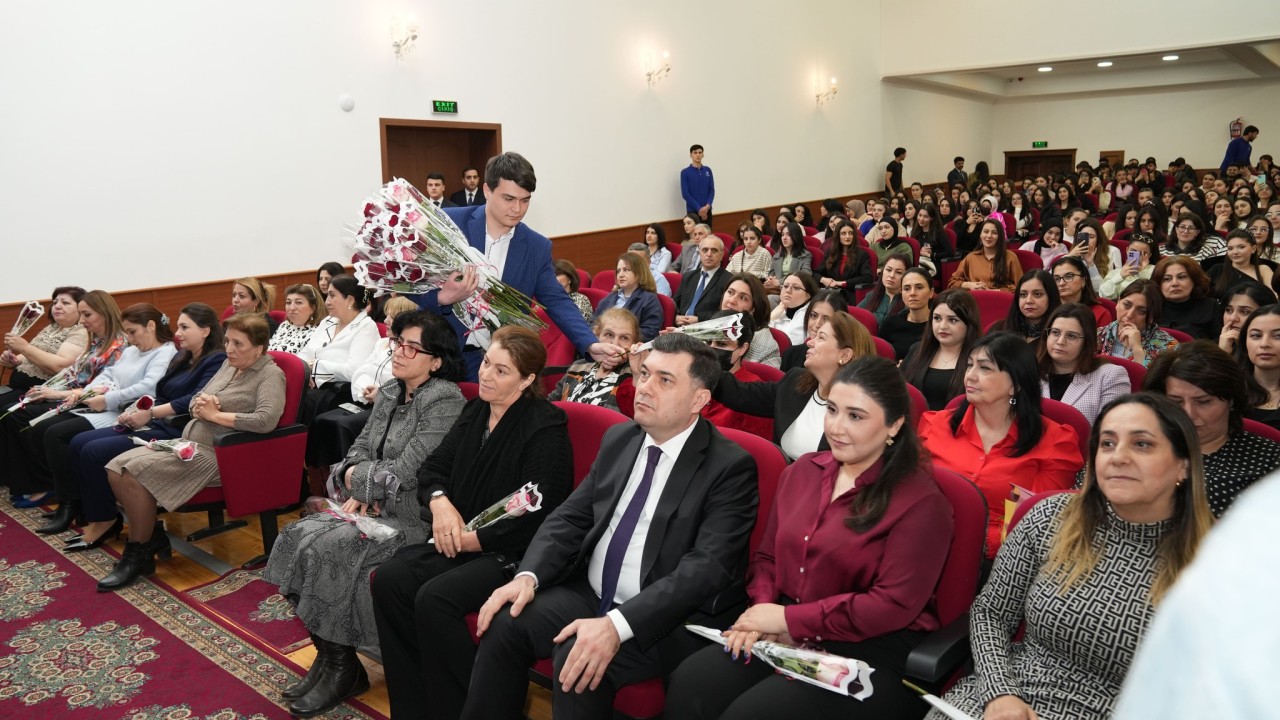 AƏSMA-da 8 Mart - Beynəlxalq Qadınlar Gününə həsr olunmuş tədbir keçirilib - FOTOLAR