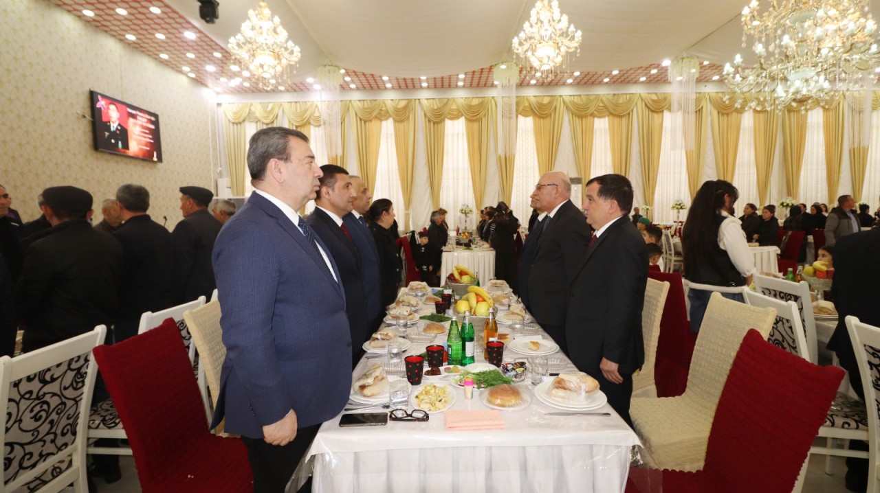 Qazaxda şəhid ailələri üçün bayram süfrəsi açılıb - FOTOLAR