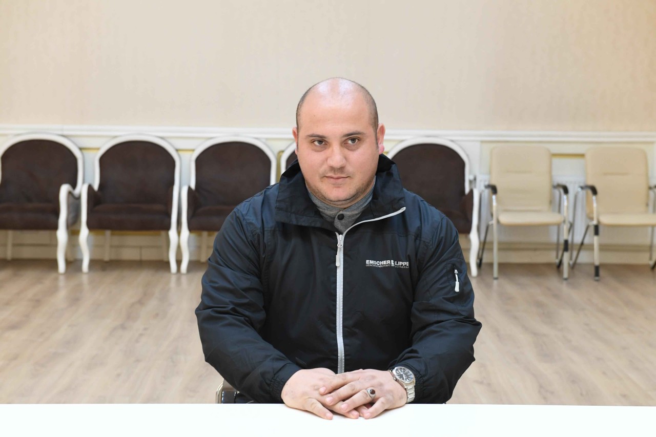 Komitə sədri keçmiş məcburi köçkünlərin müraciətlərini dinləyib - FOTOLAR