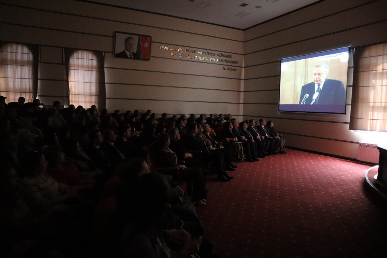 YAP Yasamal rayon təşkilatı Azərbaycanlıların Soyqırımı Günü ilə bağlı tədbir keçirdi - FOTOLAR