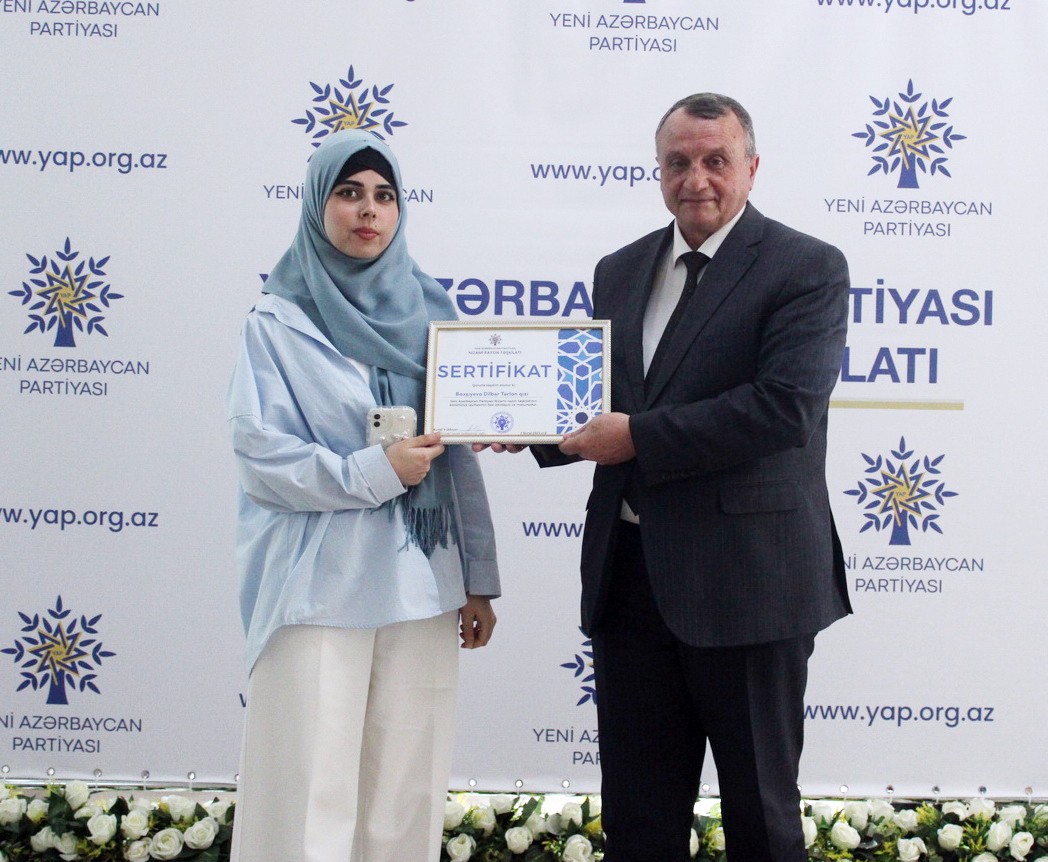YAP Nizami rayon təşkilatı “Konstitusiya və Suverenlik İli”nə həsr edilmiş tədbir keçirdi - FOTOLAR