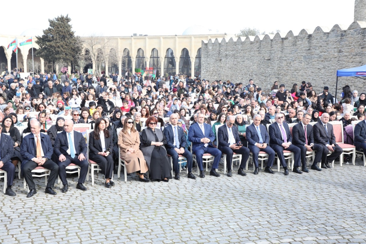 Suraxanıda Novruz bayramı təntənəli qeyd olunub - FOTOLAR