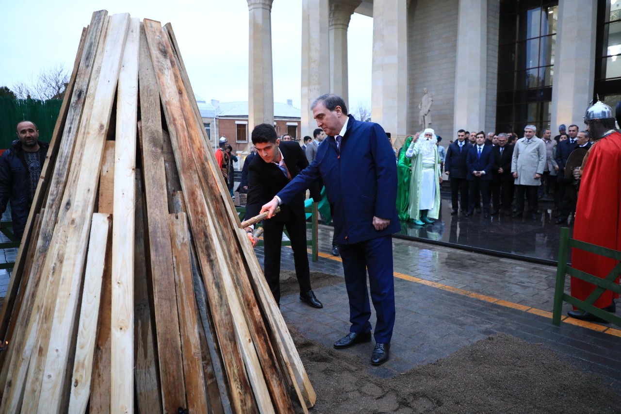 Gəncədə Novruz bayramı münasibətilə ümumşəhər tədbiri keçirildi - FOTOLAR
