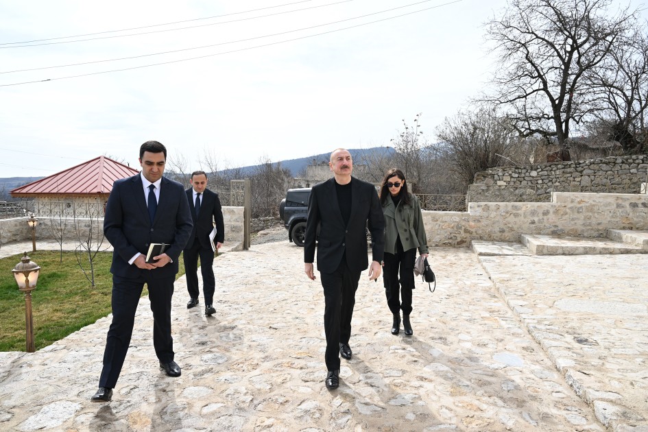 Prezident və birinci xanım Şuşada bir sıra açılışlarda iştirak ediblər - YENİLƏNİB (FOTOLAR)