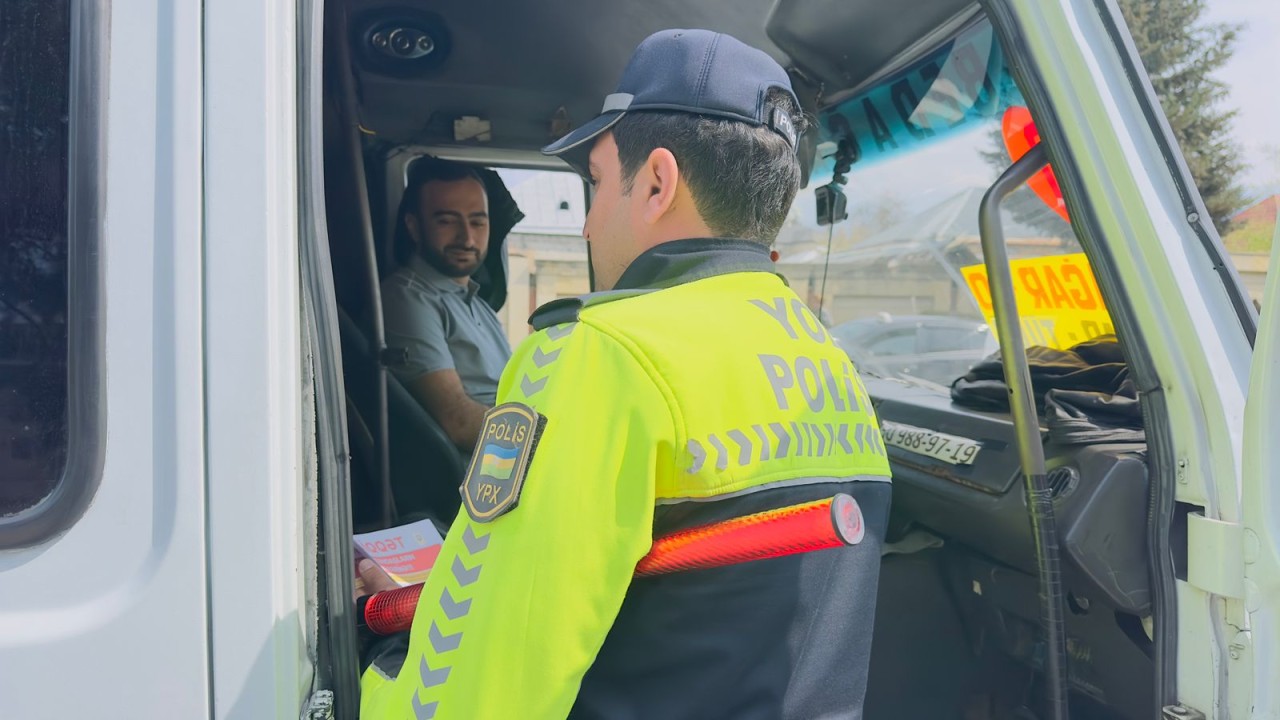 “Kiberdələduzlara qarşı diqqətli olun!” – Polis Balakəndə tədbirlər keçirdi